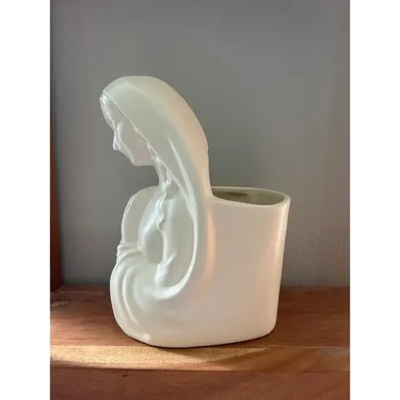 Vtg Haeger Virgin Mary Planter/Vase, Ceramic Madonna Religious Praying Hands
